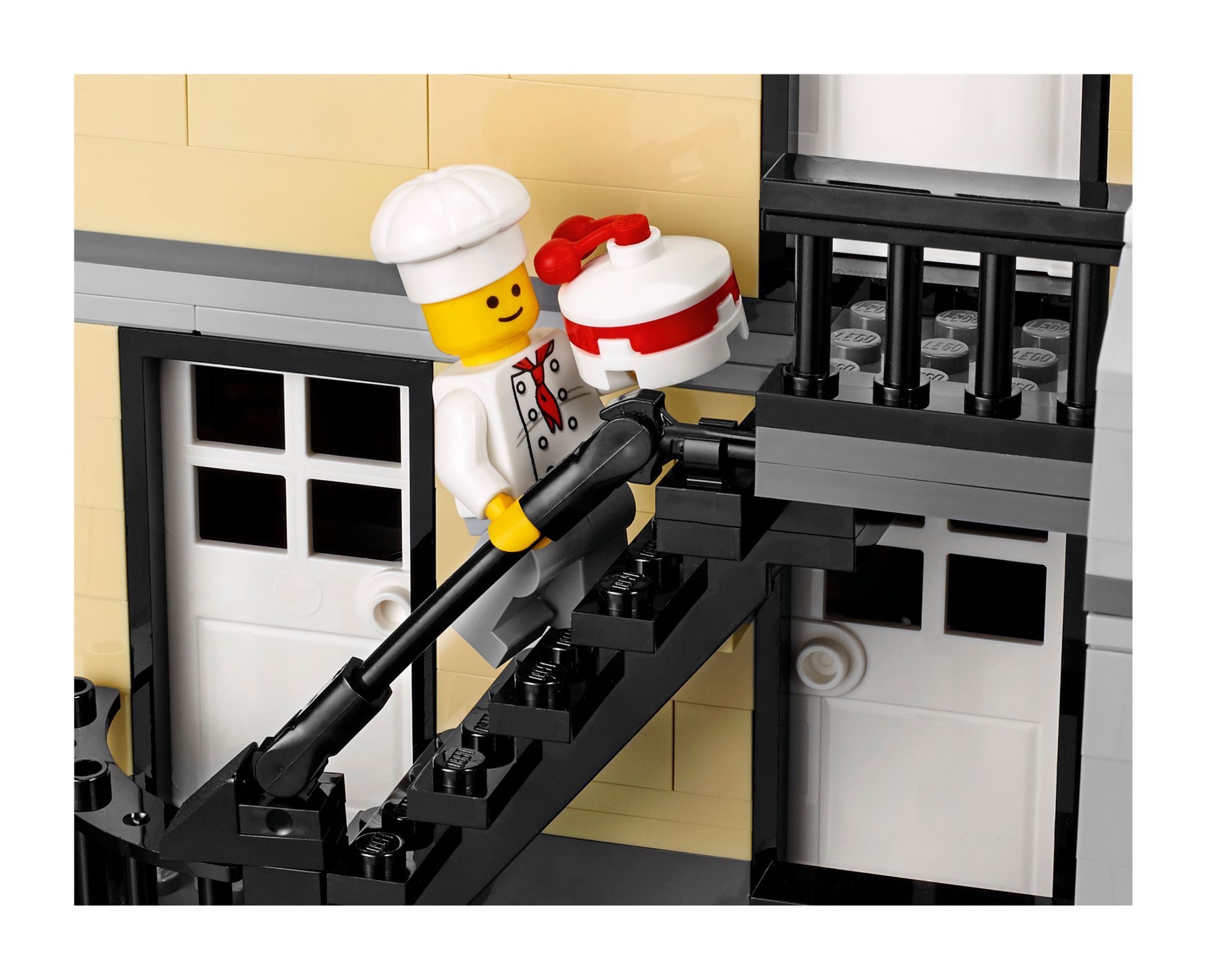 LEGO Creator Expert 10255 Assembly Square / Stadtleben